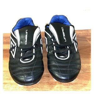 Umbro soccer cleats
